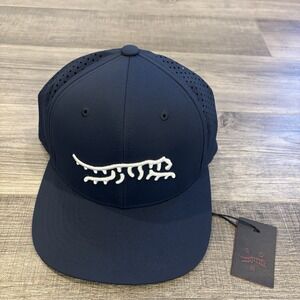 NWT Sun Day Red Mesh Performance Snap Back Navy Blazer Flex 110 LOGO